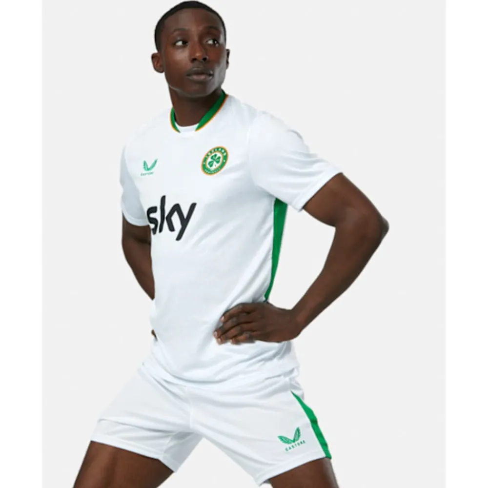 New Castore Adults Ireland Away Jersey White