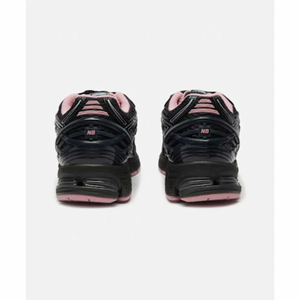 Sale New Balance Adults 1906R Trainers Navy