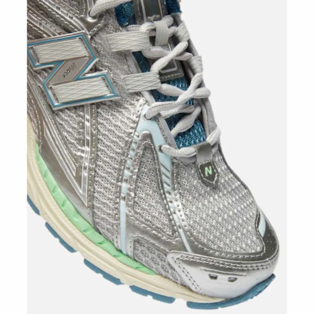 Sale New Balance Adults 1906R Trainers Grey