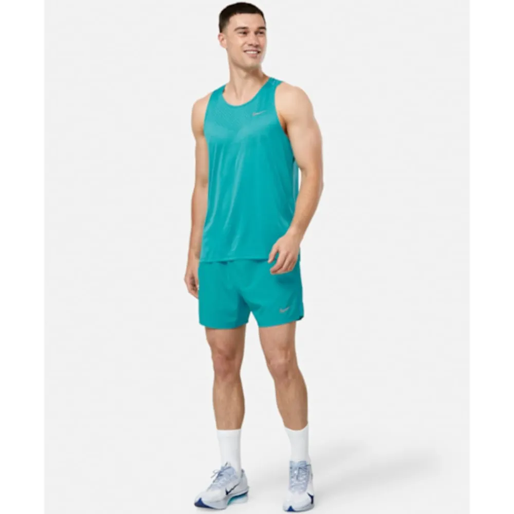 New Nike Mens 5 Inch Challenger Woven Short Green