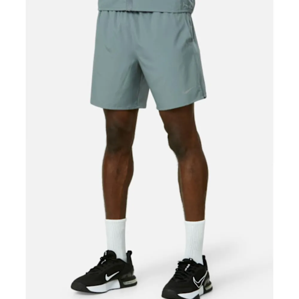 Best Nike Mens Challenger 7 Inch Shorts Grey
