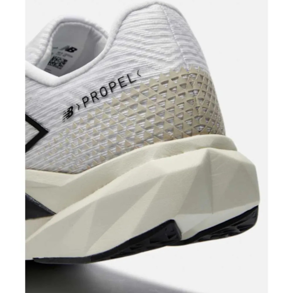 Clearance New Balance Mens Fuelcell Propel V5 White