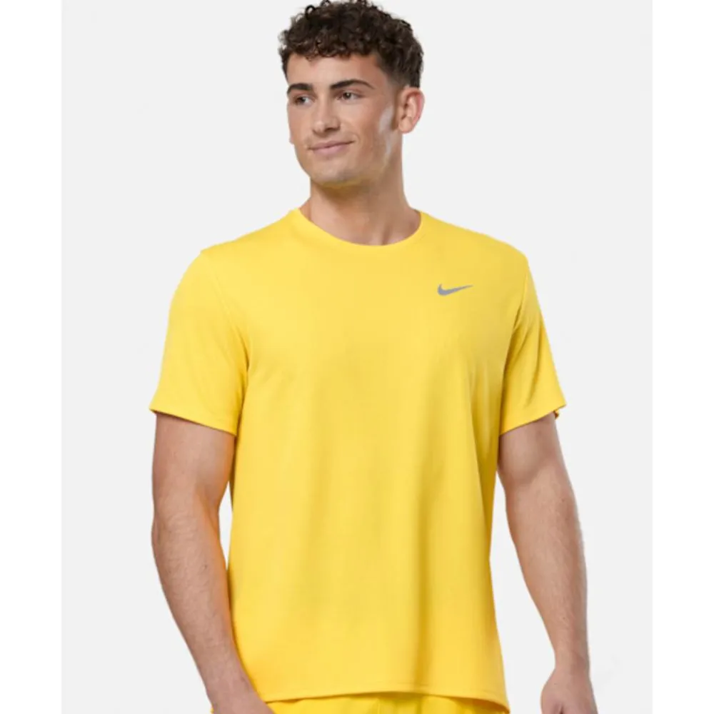 Clearance Nike Mens Miler T-Shirt Yellow