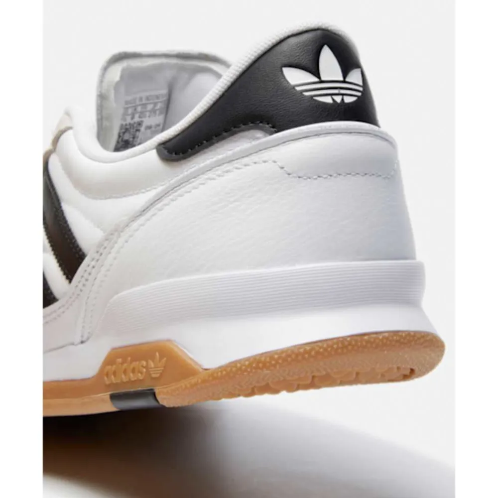 Clearance adidas Originals Mens Mundial FC White