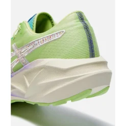 Online Asics Mens Novablast 5 TR Cream