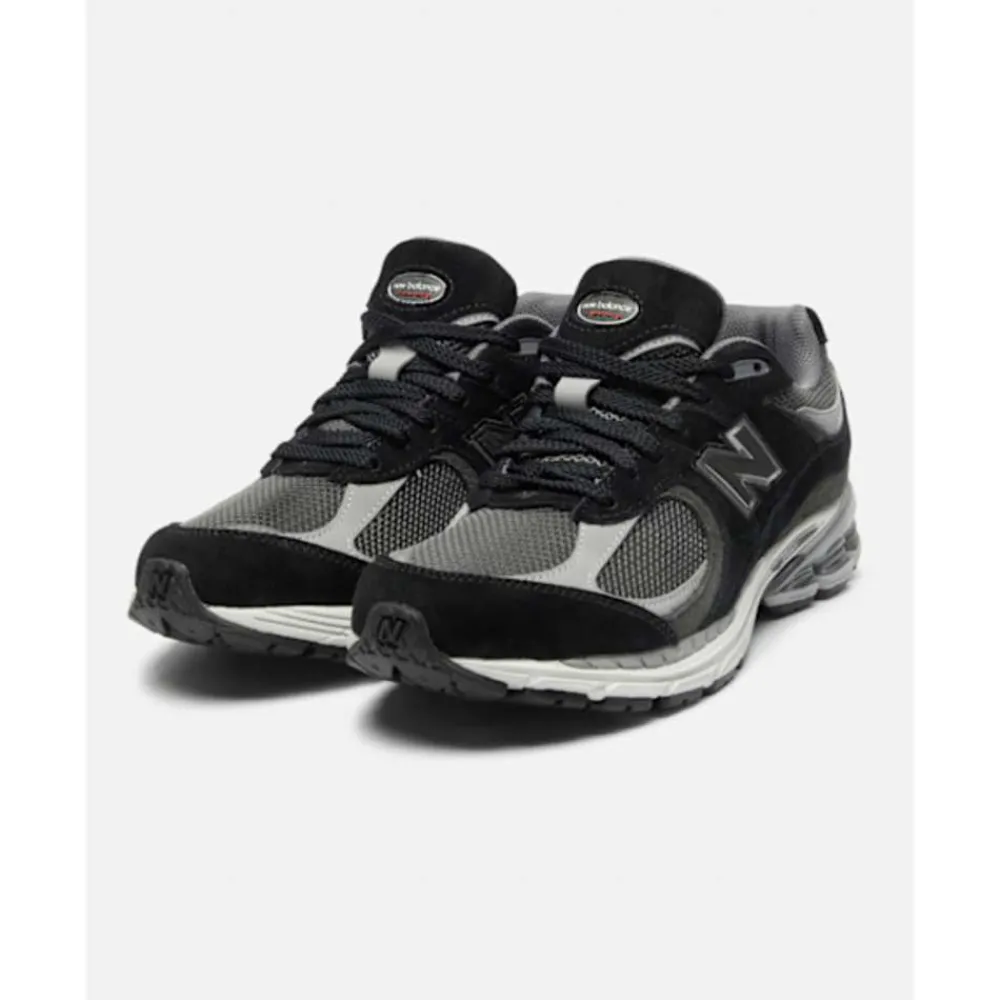 Clearance New Balance Mens 2002R Trainers Black