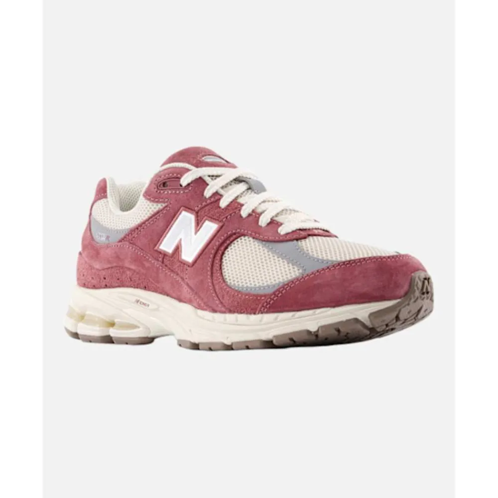 Discount New Balance Mens 2002R Trainers Pink