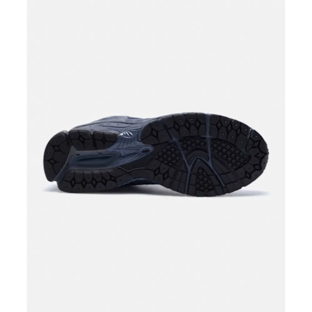Fashion New Balance Mens 2002R Trainers Navy