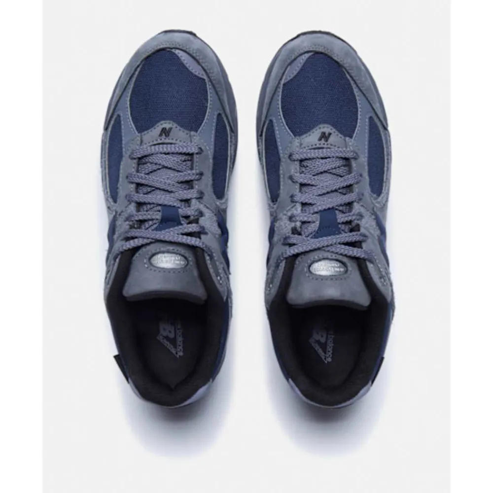 Fashion New Balance Mens 2002R Trainers Navy