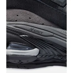 Outlet New Balance Mens 2002R Trainers Black