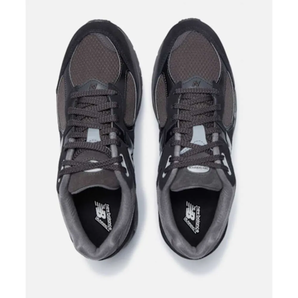 Outlet New Balance Mens 2002R Trainers Black