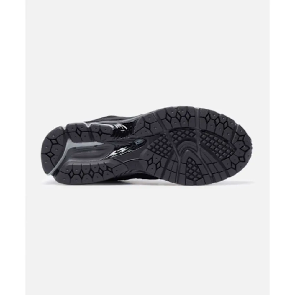 Outlet New Balance Mens 2002R Trainers Black