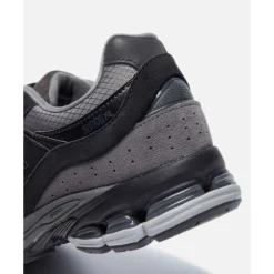 Outlet New Balance Mens 2002R Trainers Black