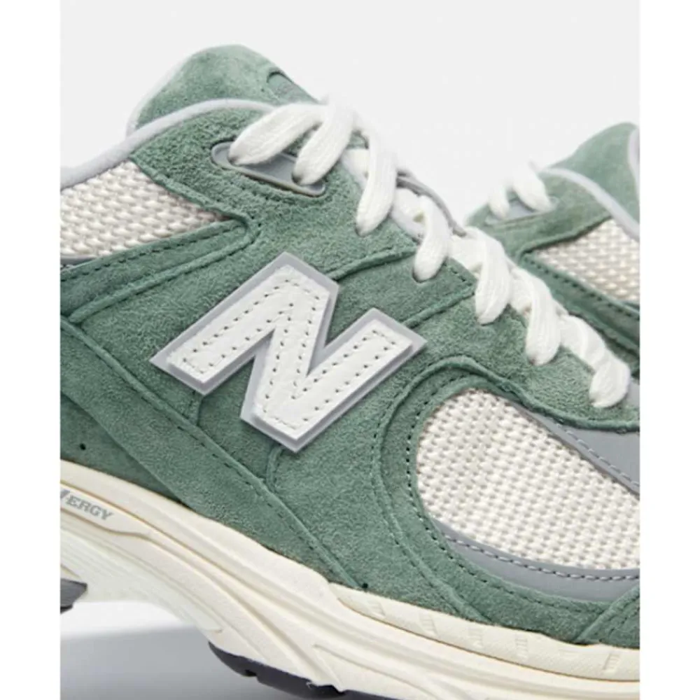New New Balance Mens 2002R Trainers Green