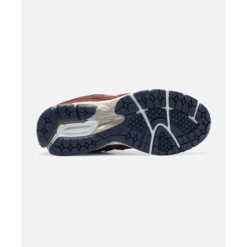 Discount New Balance Mens 2002R Trainers Brown