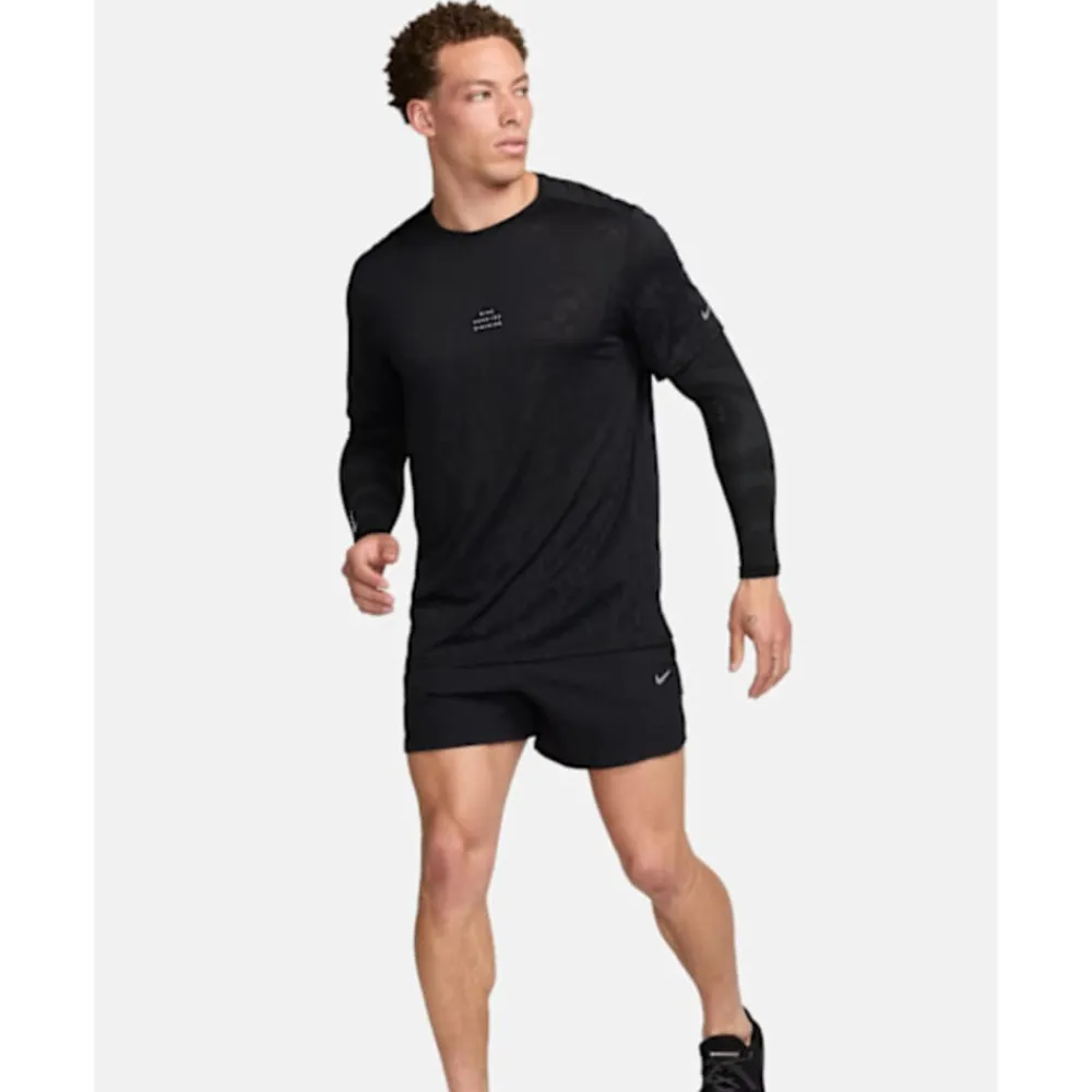 Discount Nike Mens Rise 365 Run Division T-Shirt Black