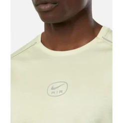 Best Nike Mens Swoosh Air Run T-Shirt Brown