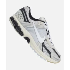 Outlet Nike Mens Vomero 5 White