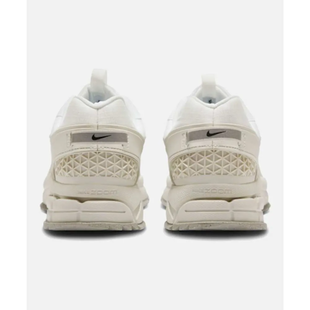 Online Nike Mens Vomero Roam White