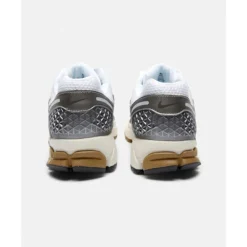 Clearance Nike Mens Zoom Vomero 5 Gold