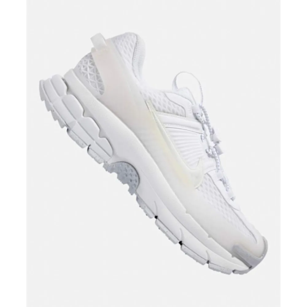 Sale Nike Mens Zoom Vomero Roam White