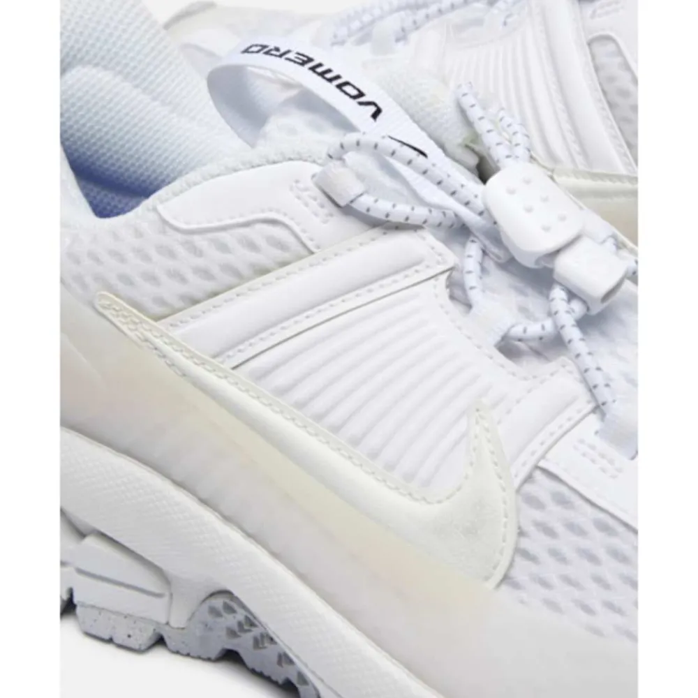Sale Nike Mens Zoom Vomero Roam White