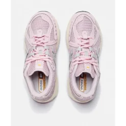 New New Balance Older Kids 1906 Trainers Pink