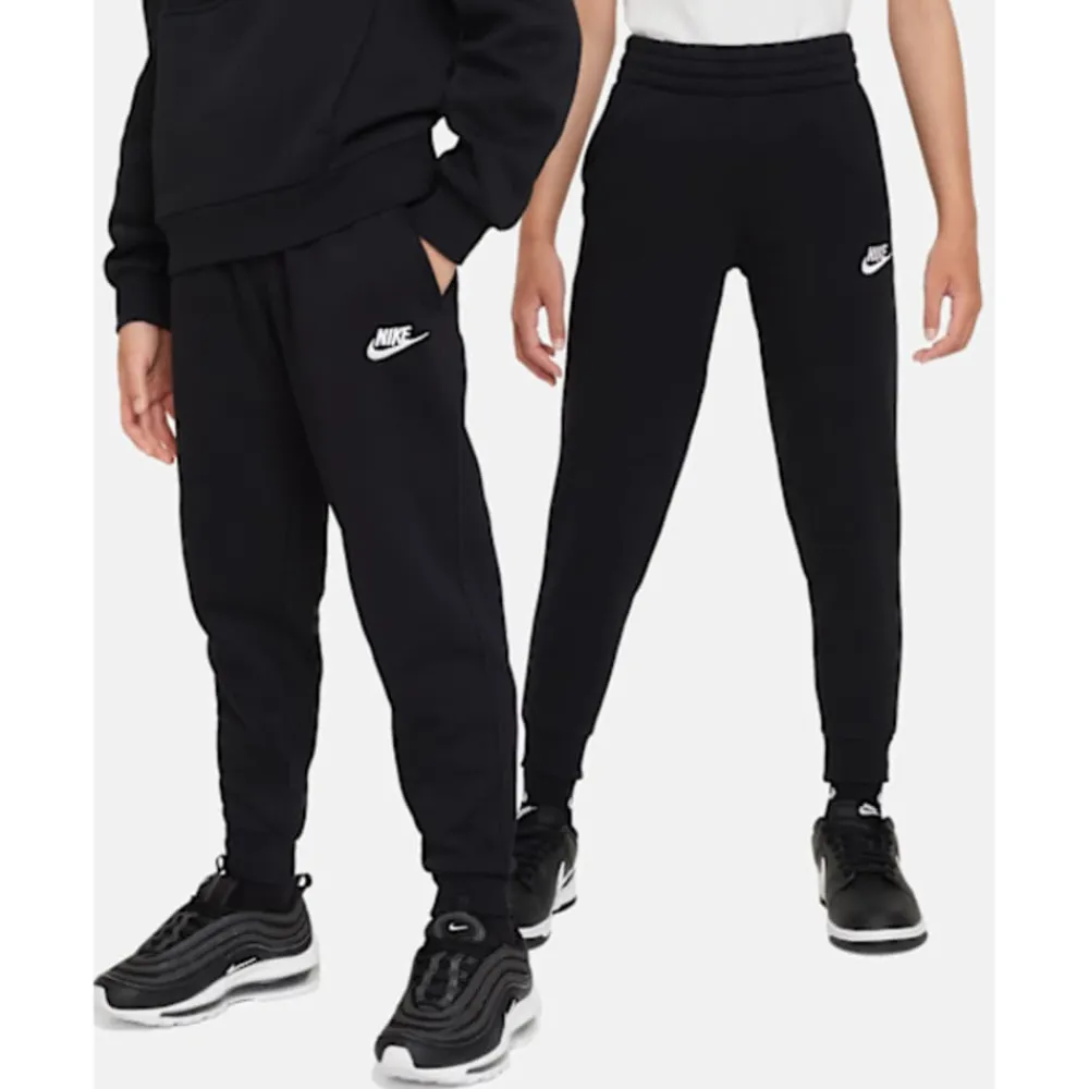 Clearance Nike Older Kids Club Fleece Joggers Black