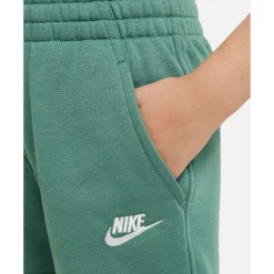 Discount Nike Older Kids Club Fleece Shorts Green
