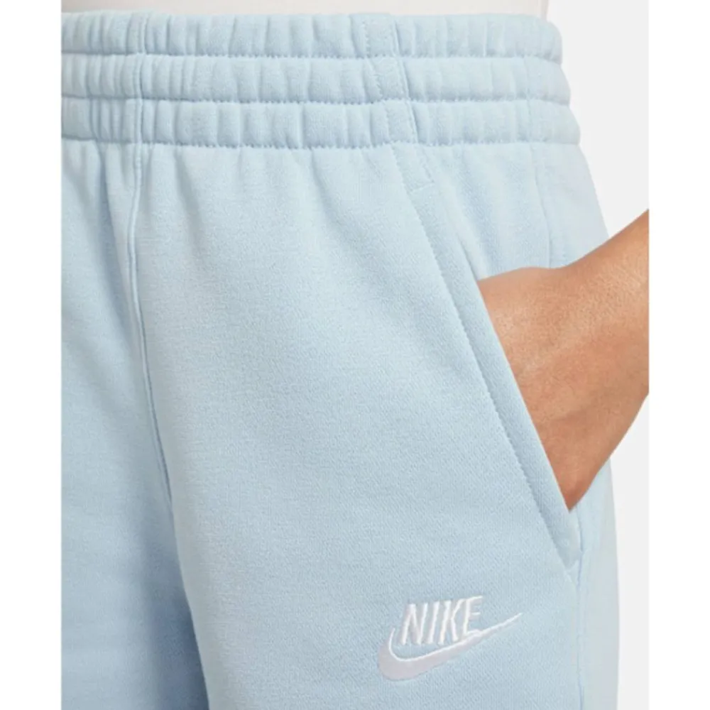 Discount Nike Older Kids Club Fleece Shorts Blue