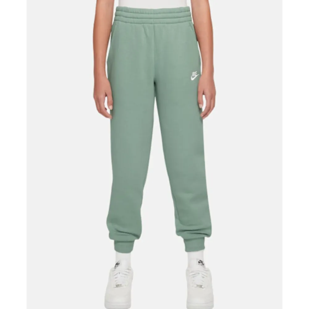 Sale Nike Older Kids Club Joggers Brown