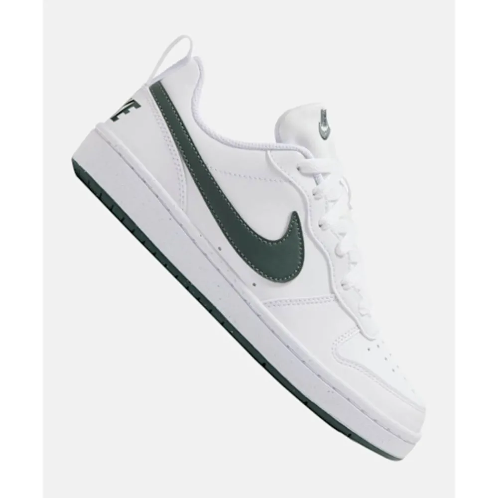 Discount Nike Older Kids Court Borough Low Recraft Green