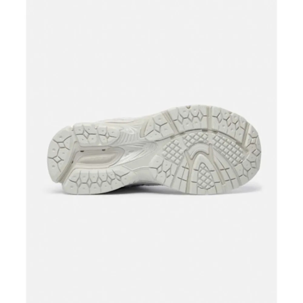 Best New Balance Older Kids 2002R Trainers Grey