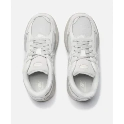 Best New Balance Older Kids 2002R Trainers Grey