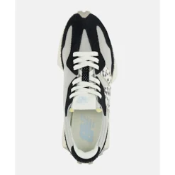 Fashion New Balance Womens 327 Trainers Grey
