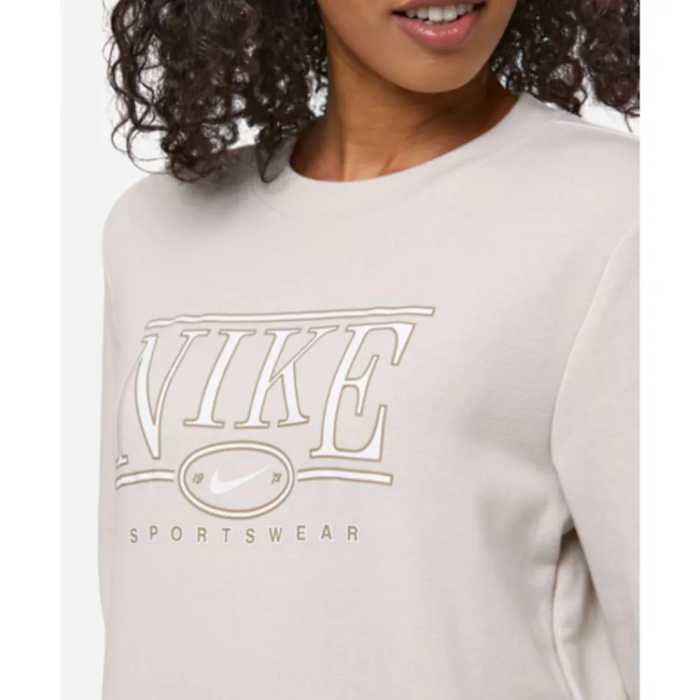 Online Nike Womens Club Fleece Crew Neck Sweatshirt Cream