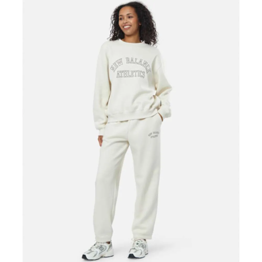 Clearance New Balance Womens Fleece Graphic Joggers Cream