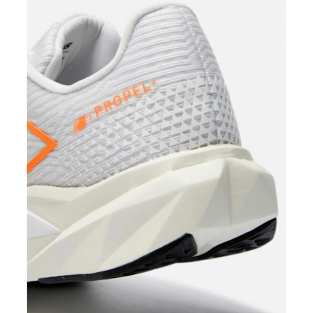 Hot New Balance Womens Propel V5 White