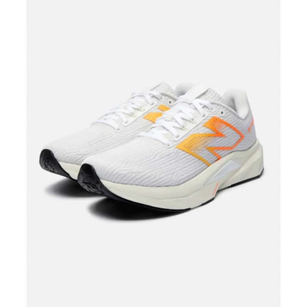 Hot New Balance Womens Propel V5 White