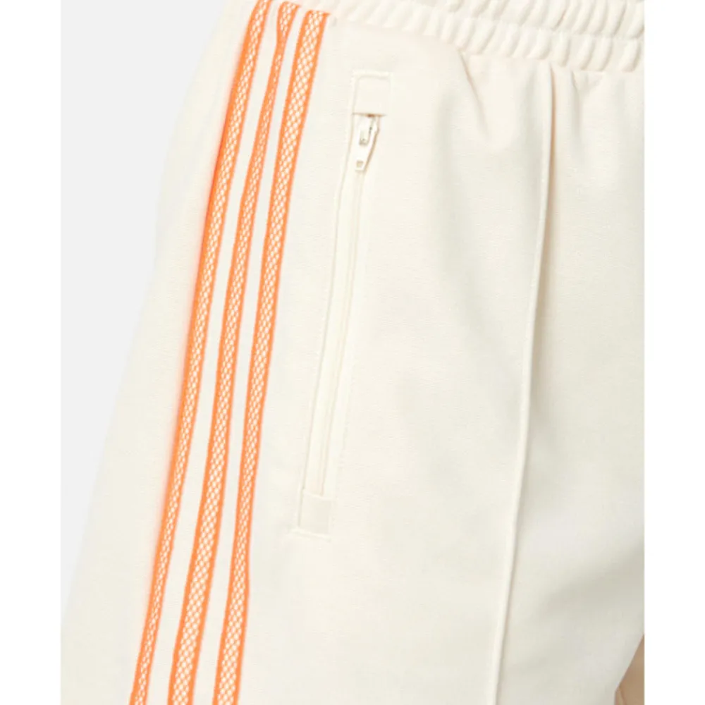 Fashion adidas Originals Womens Shorts Cream