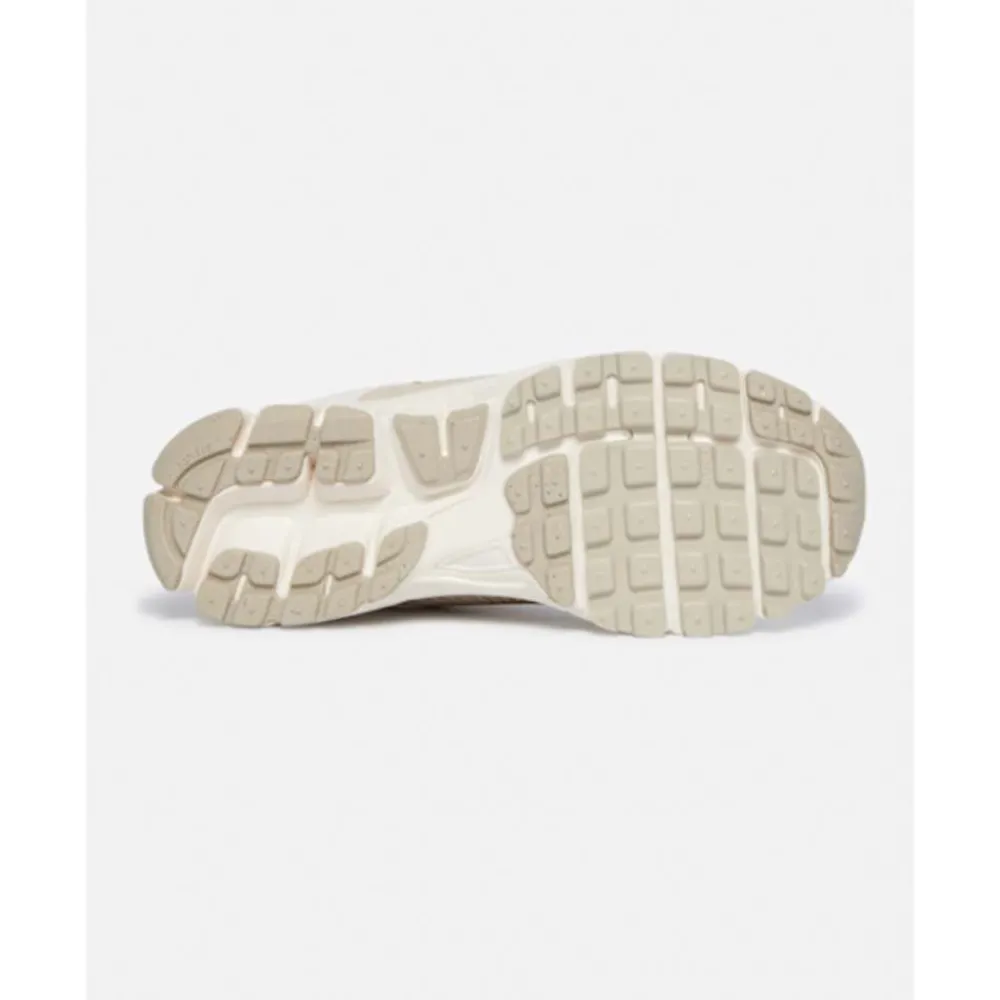 Discount Nike Womens Zoom Vomero 5 Cream