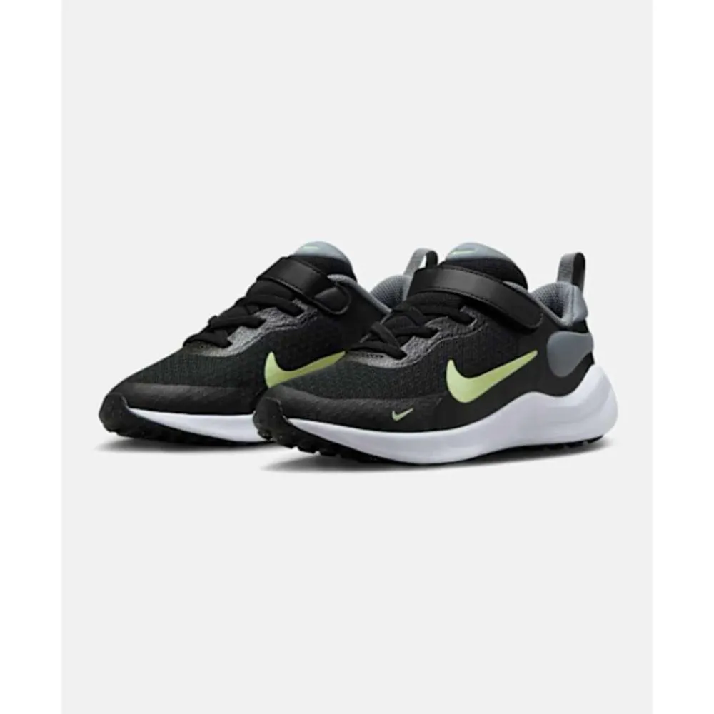 Best Nike Younger Kids Revolution 7 Black